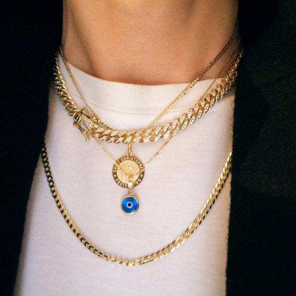 Solid 10K Gold Saint Christopher Pendant, Real Gold Medallion Stamped 10K Italy - Picture 2 of 5